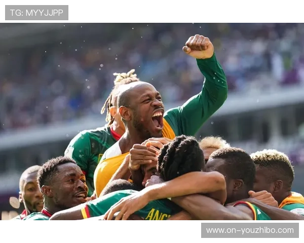 昂达夫禁区外抽射被乌尔比希扑出，斯图加特错失良机